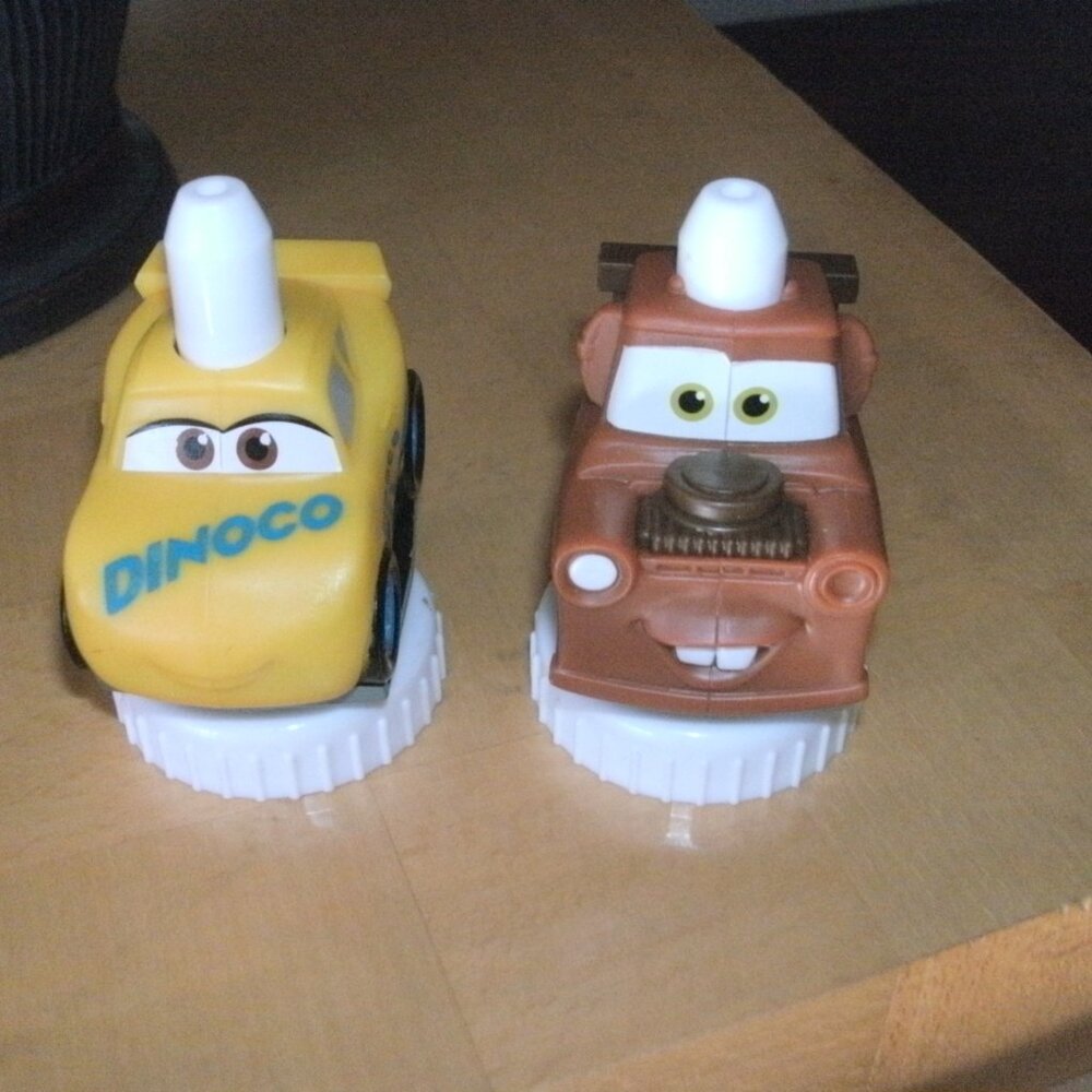2 Collectible Disney Pixar Cars Good To Grow Juice Topper Mater & Dinoco Unused